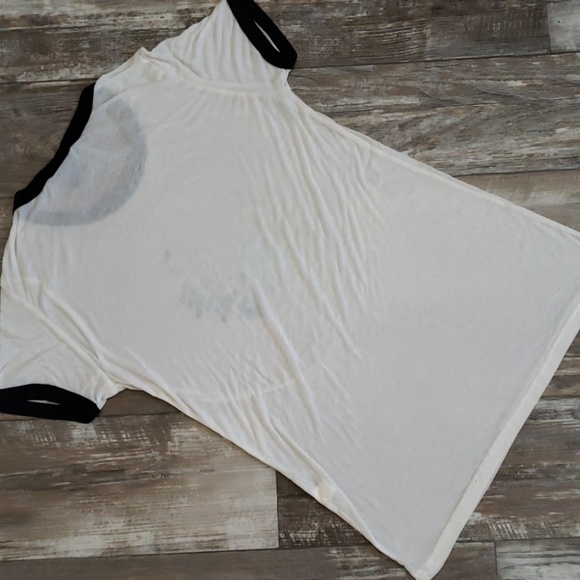 Obey graphic tee size medium - Picture 6 of 6